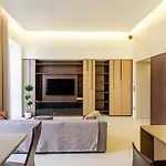 Partenope Luxury Light House