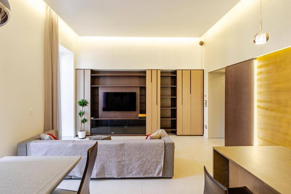Partenope Luxury Light House *